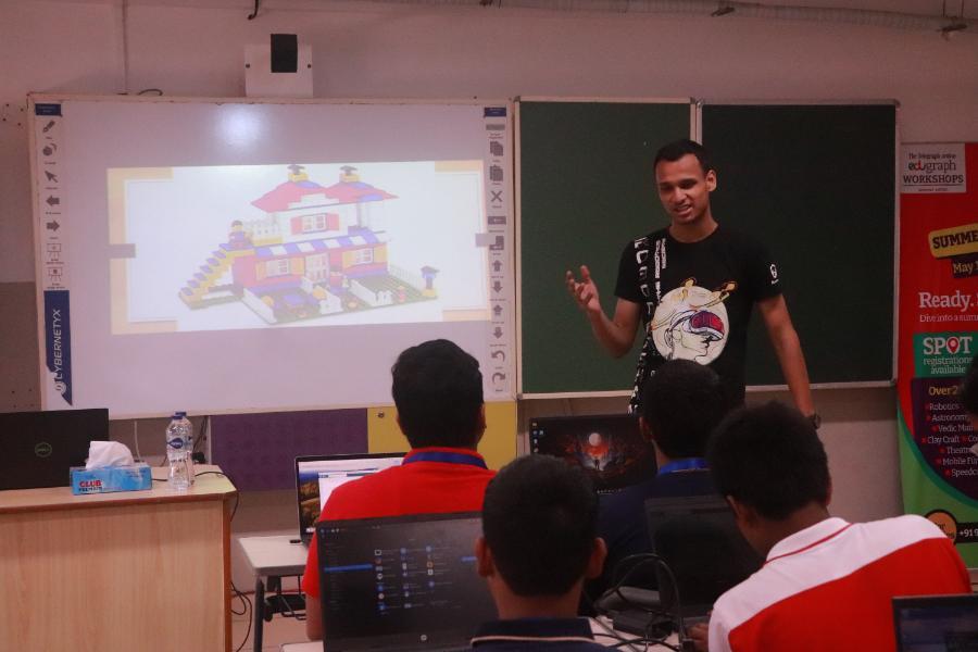 Circuit Crusaders: Robotics Workshop for Teens 1